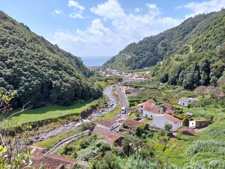 فيلا Casa Do Sanguinho Faial da Terra المظهر الخارجي الصورة