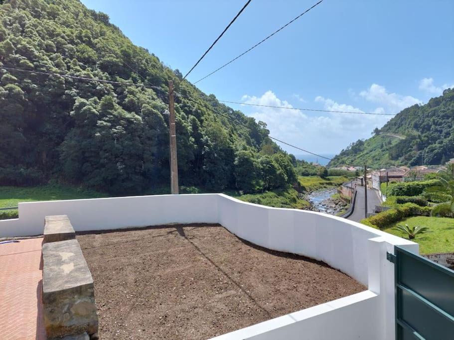 فيلا Casa Do Sanguinho Faial da Terra المظهر الخارجي الصورة